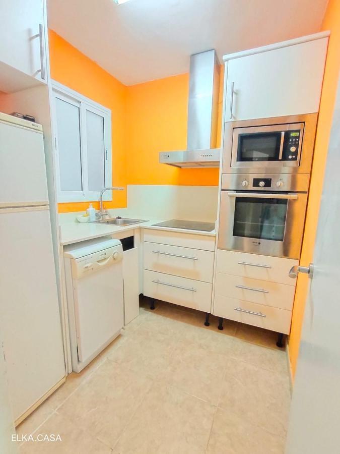Appartement Apartamento Muy Luminoso En Segunda Linea De Mar à Roda de Bará Extérieur photo